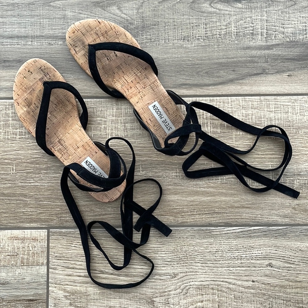 STEVE MADDEN Suede Wrap Sandals